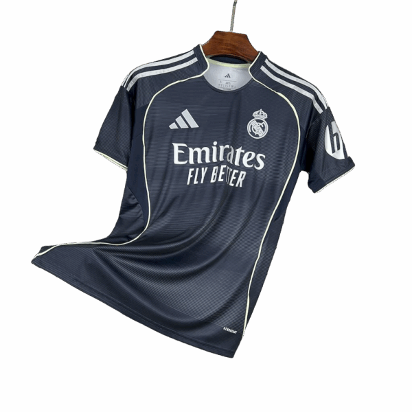 Camiseta Real Madrid 2025/26