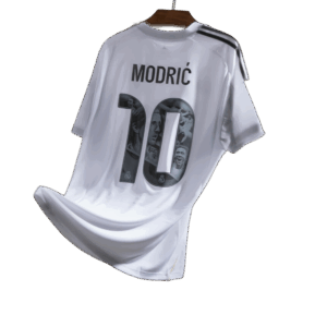 Camiseta Real Madrid 2025/26 ESPECIAL Luka Modric (Dorsal Incluido)
